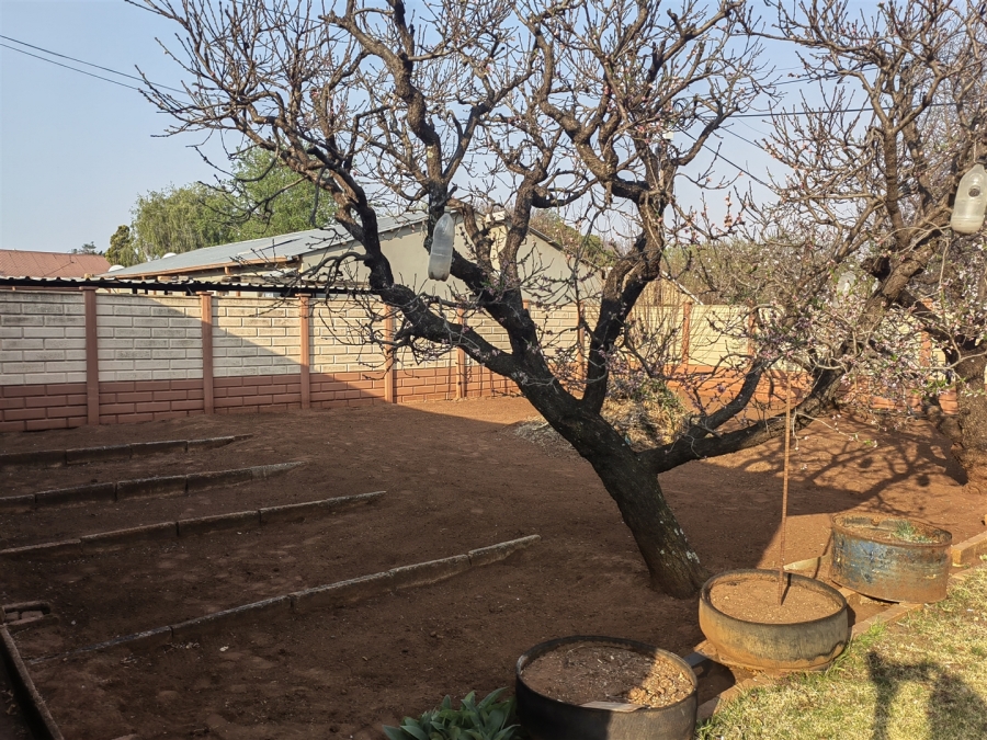 5 Bedroom Property for Sale in Parys Free State
